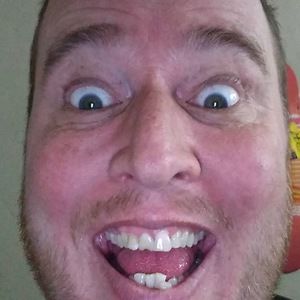 Meet your Posher, Casey